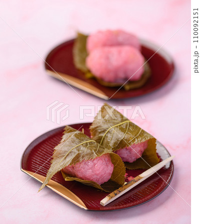 上品に香る日本の伝統和菓子 桜餅 上品に香る日本の伝統和菓子 桜餅 110092151