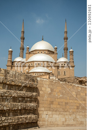 エジプトカイロにあるムハンマドアリーモスクのとても美しい風景 110092681