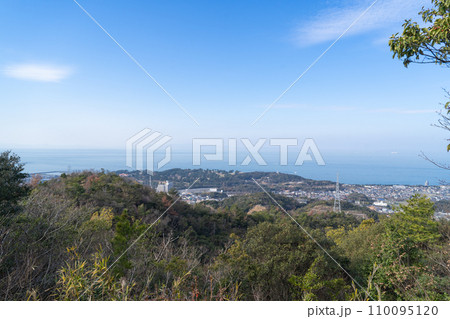 泉南飯盛山の登山道から見た景色(紀泉アルプス) 泉南飯盛山の登山道から見た景色(紀泉アルプス) 110095120