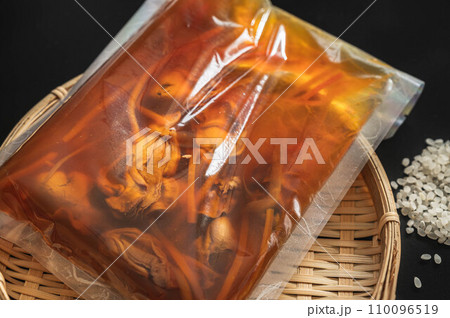 牡蠣の炊き込みご飯の素 牡蠣の炊き込みご飯の素 110096519