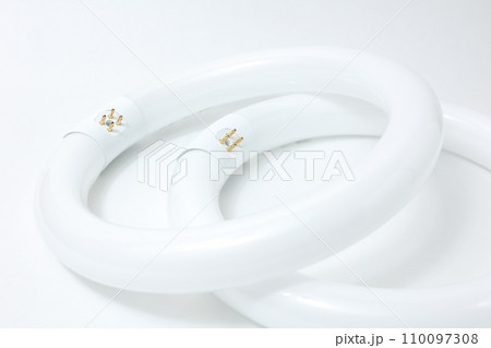 蛍光管, 蛍光灯, 円形蛍光灯, 電気, ガラス管, ガラス, 丸, 光, ライト, エネルギー 110097308