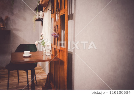 居心地の良いカフェコーナー 居心地の良いカフェコーナー 110100684