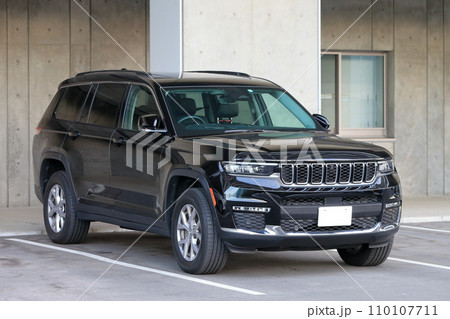 アメリカのSUV車両 110107711