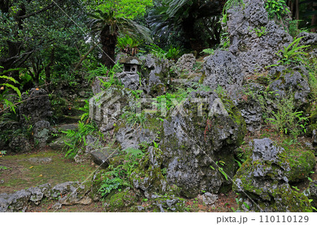 国の名勝石垣島の「宮良殿内庭園」　日本山水法式庭園 110110129