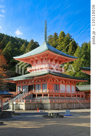 世界遺産 天台宗総本山 東塔比叡山延暦寺法華総持院東塔 世界遺産 天台宗総本山 東塔比叡山延暦寺法華総持院東塔 110118036