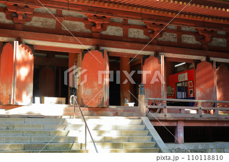 天台宗総本山比叡山延暦寺 西塔の本堂 釈迦堂(転法輪堂) 天台宗総本山比叡山延暦寺 西塔の本堂 釈迦堂(転法輪堂) 110118810