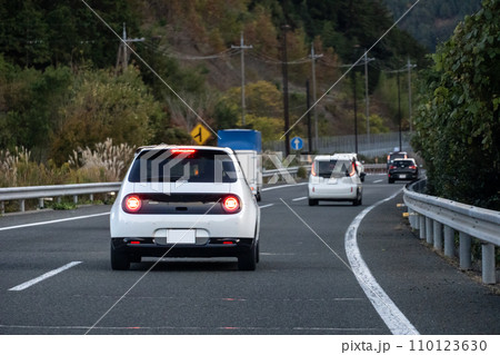 高速道路　走行イメージ　 110123630