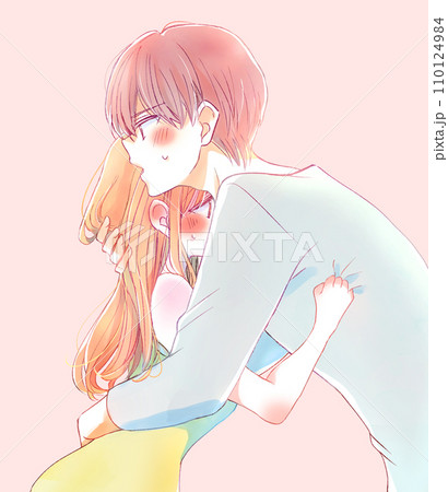 たどたどしく抱き合う男女 110124984