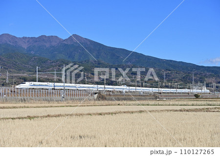 東海道新幹線 三島ー新富士 JR東海 N700A系2000番台 X編成 SmallA 東海道新幹線 三島ー新富士 JR東海 N700A系2000番台 X編成 SmallA 110127265