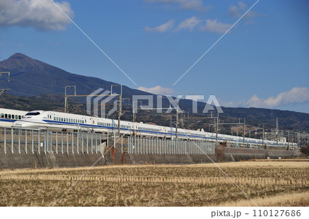 東海道新幹線　三島ー新富士　JR西日本　700系3000番台　B編成（博多）　のぞみ 110127686