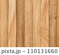 板の木目のテクスチャ背景 110131660