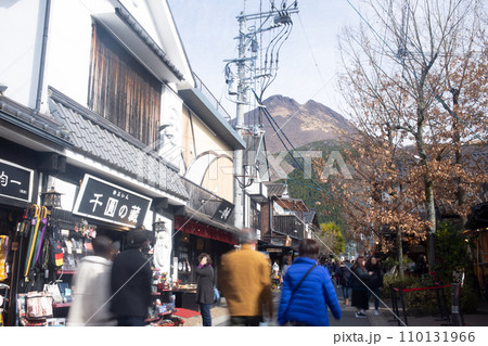 湯布院　湯の坪街道 110131966