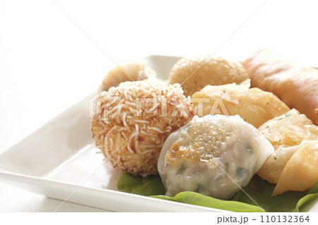 中華点心盛り合わせ 110132364