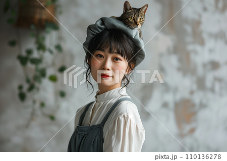 頭に猫を乗せた女性 AI画像 頭に猫を乗せた女性 AI画像 110136278