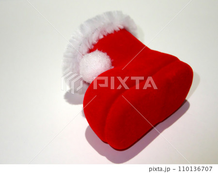 クリスマスの赤い靴 クリスマスの赤い靴 110136707