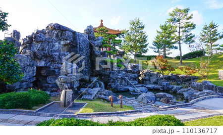 中国庭園 燕趙園 鳥取県東伯郡湯梨浜町 中国庭園 燕趙園 鳥取県東伯郡湯梨浜町 110136717