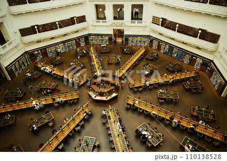 おしゃれな図書館 おしゃれな図書館 110138528