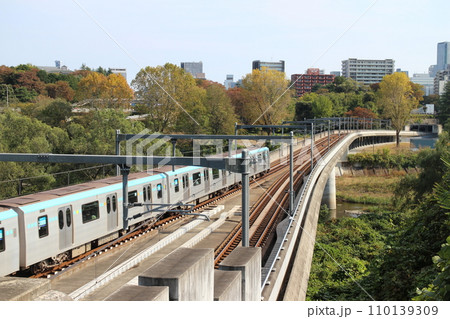 仙台市青葉区　地下鉄東西線　電車 110139309