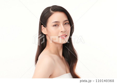 Beautiful young asian woman with clean fresh skin on white background, Face care, Facial treatment, Cosmetology, beauty and spa, Asian women portrait. Beautiful young asian woman with clean fresh skin on white background, Face care, Facial treatment, Cosmetology, beauty and spa, Asian women portrait. 110140368