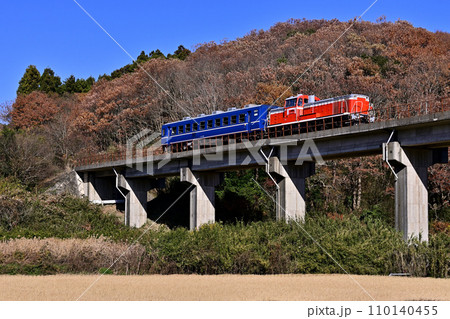 鹿島臨海鉄道 大洗鹿島線を走るDE10+12系客車 鹿島臨海鉄道 大洗鹿島線を走るDE10+12系客車 110140455