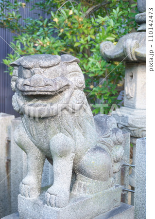高牟神社（恋の三社巡り）　秋葉社阿形こま犬 110142473