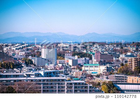 日本の横浜都市景観 あざみ野駅方面などを望む(ルームズ大正堂あざみ野店)=令和5年12月29日 日本の横浜都市景観 あざみ野駅方面などを望む(ルームズ大正堂あざみ野店)=令和5年12月29日 110142778