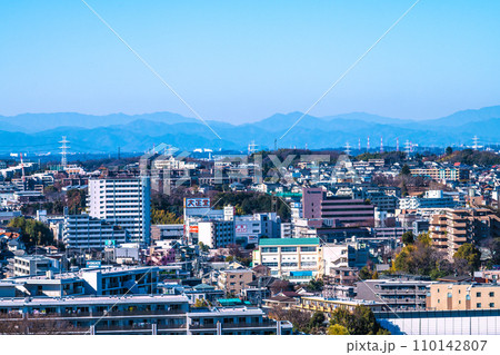 日本の横浜都市景観 あざみ野駅方面などを望む(ルームズ大正堂あざみ野店)=令和5年12月29日 日本の横浜都市景観 あざみ野駅方面などを望む(ルームズ大正堂あざみ野店)=令和5年12月29日 110142807