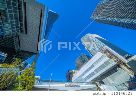 日本の東京都市景観 本日開業の虎ノ門ヒルズステーションタワーやTデッキなどを望む＝令和5年10月6日 110146325