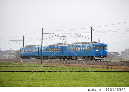 北陸本線　石動ー福岡　JR西日本　475系　A18編成（金沢） 110146363