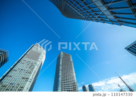 日本の東京都市景観 本日開業の虎ノ門ヒルズステーションタワー。奥に東京タワー＝令和5年10月6日 110147330