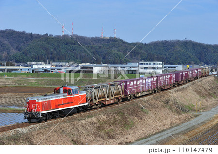 高山本線　西富山ー速星　JR貨物　DE10-1160（東新潟） 110147479