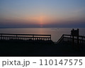 霧多布岬　展望台からの日の出　北海道　道東　浜中町 110147575