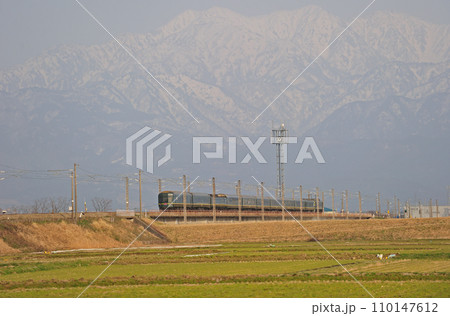 北陸本線　水橋ー東富山　JR西日本　24系　トワイライトエクスプレス（宮原） 110147612