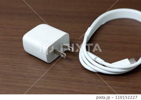 充電、充電器、ケーブル,USBケーブル,USB、コンセント,デジタル,パソコン,電気、接続、コード 充電、充電器、ケーブル,USBケーブル,USB、コンセント,デジタル,パソコン,電気、接続、コード 110152227