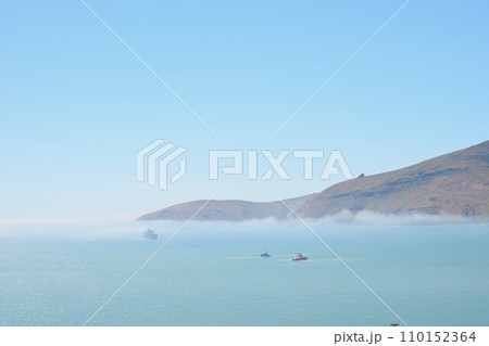 ニュージーランド南島の港湾都市「リトルトン」 ニュージーランド南島の港湾都市「リトルトン」 110152364