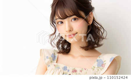 かわいい女性のポートレート かわいい女性のポートレート 110152424