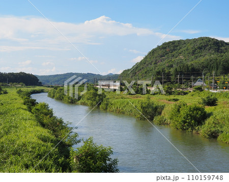 生野橋から見る武庫川の風景（道場駅,兵庫県,神戸市）2 110159748