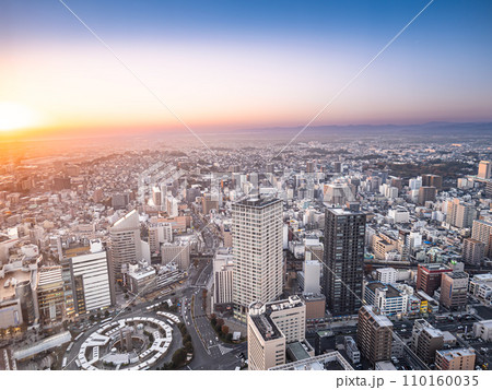 静岡県浜松市にある浜松アクトタワーからの夕方の眺望, 110160035