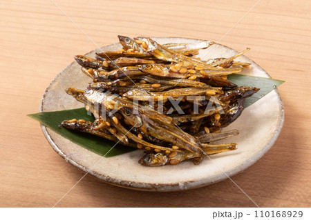 田作り　（金ごま入り）　お節料理 110168929