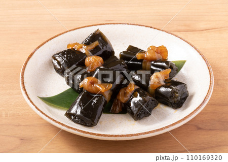 昆布巻き (日高昆布) お節料理 昆布巻き (日高昆布) お節料理 110169320