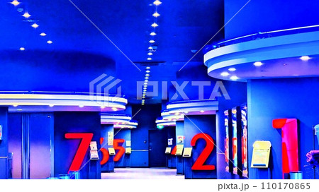 カラフルでネオンなシネマ 110170865
