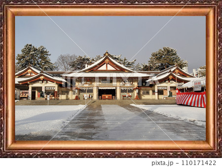 護国神社雪景色 護国神社雪景色 110171422