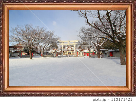 護国神社雪景色 護国神社雪景色 110171423