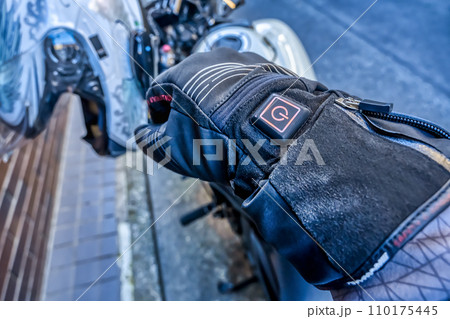 バイク 電熱グローブを付けてツーリング バイク 電熱グローブを付けてツーリング 110175445