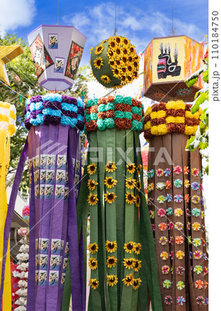 仙台七夕まつり　仙台七夕の七夕飾り 110184750