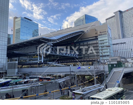 2024年1月1日　大阪梅田 110185005