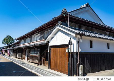 【重要伝統的建造物群保存地区】城東 出雲街道と春の街並み3 岡山県津山市 【重要伝統的建造物群保存地区】城東 出雲街道と春の街並み3 岡山県津山市 110187758