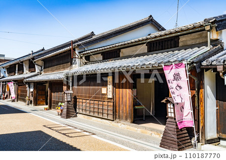 【重要伝統的建造物群保存地区】城東町並み保存地区 春の出雲街道と箕作阮甫旧宅1 岡山県津山市 【重要伝統的建造物群保存地区】城東町並み保存地区 春の出雲街道と箕作阮甫旧宅1 岡山県津山市 110187770