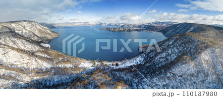 元日の十和田湖 110187980