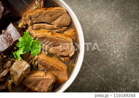 Pot-stewed ducks or Steamed duck with soy sauce and spices 110189268